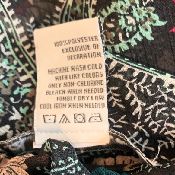 American Rag Black Floral Sheer Blouse - Picture 7 of 8